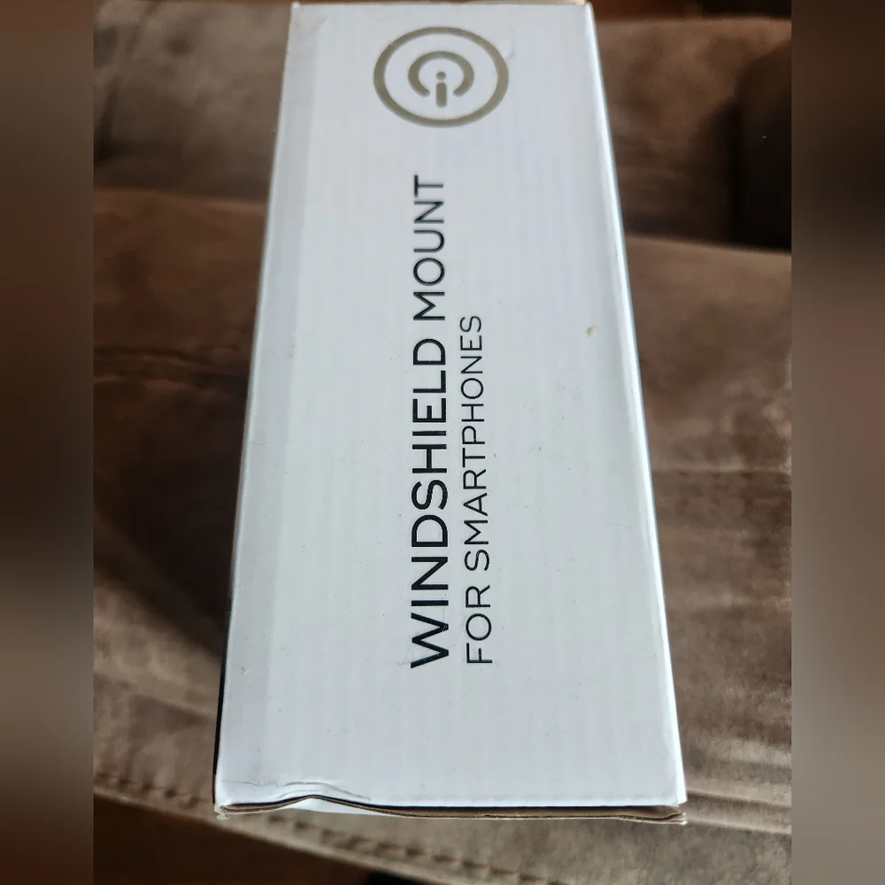 Iworld Smartphone Windshield Mount - Picture 2 of 3